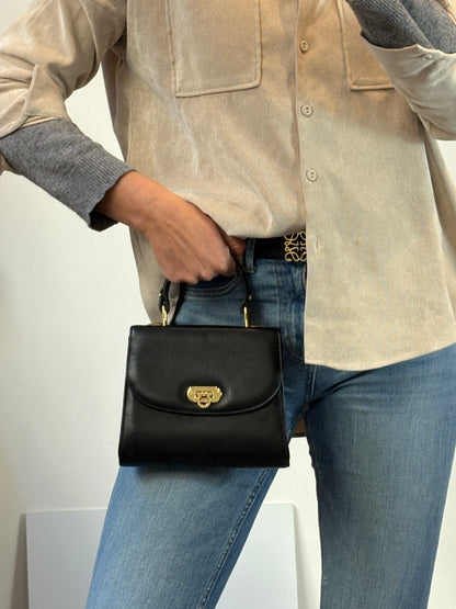 OTRAS. Bolso de mano vintage