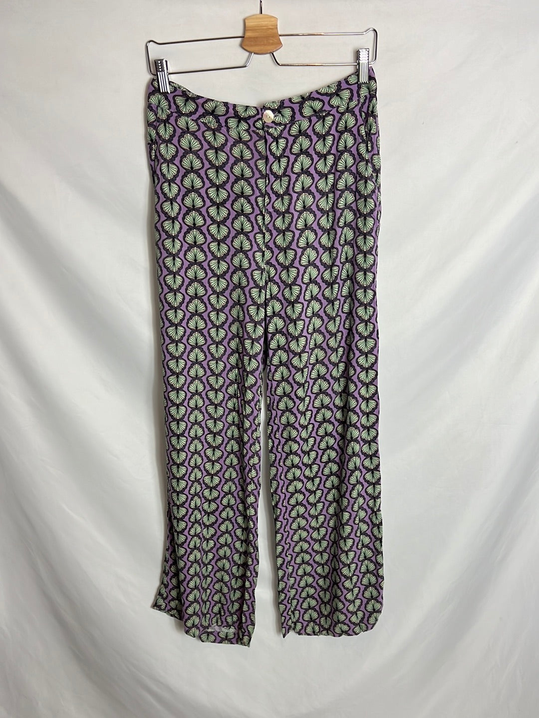 LEFTIES. Total look morado fluido T M