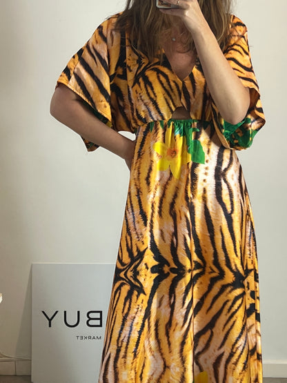 OTRAS. Vestido largo safari print. TU ( S/M)