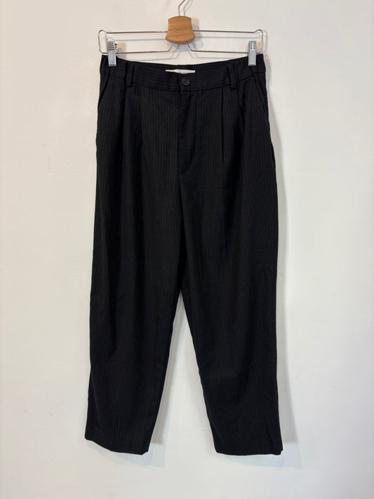 ZARA. Pantalón pinzas rayas