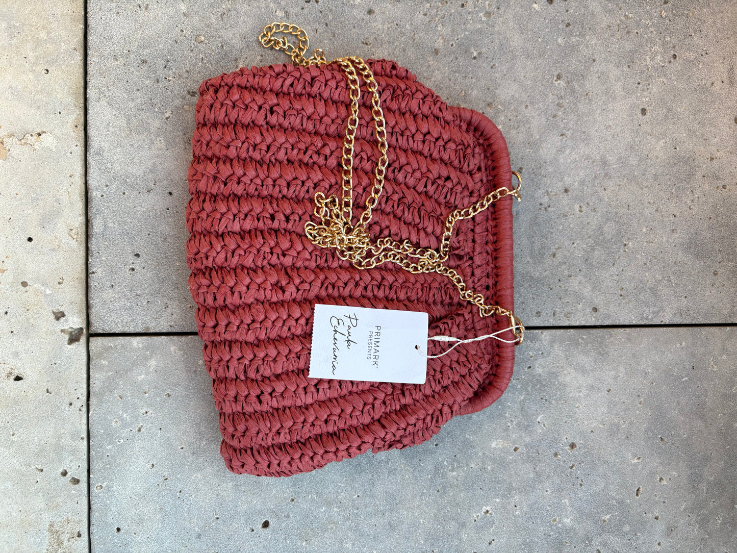 Bolso rafia rosa oscuro