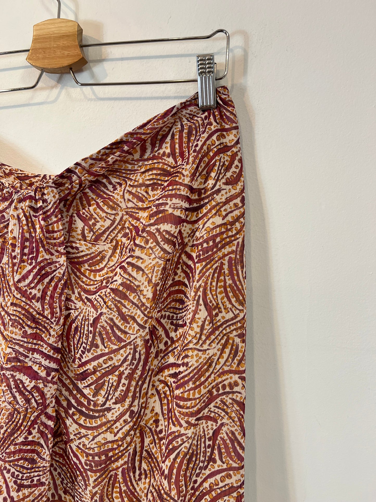 INTROPIA. Falda midi estampada T.xl