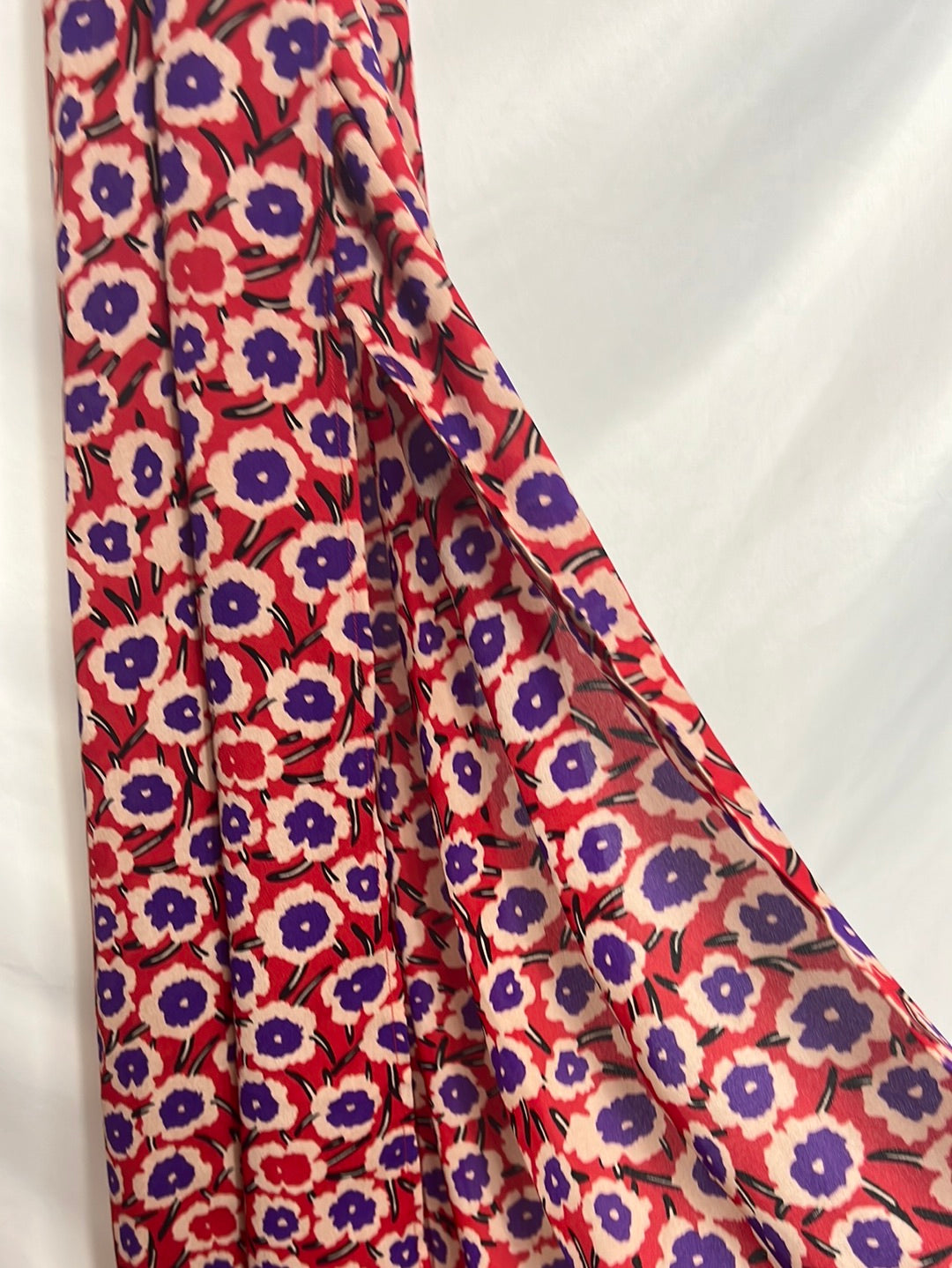 MY PEEPTOES. Opening red midi dress. T.S.