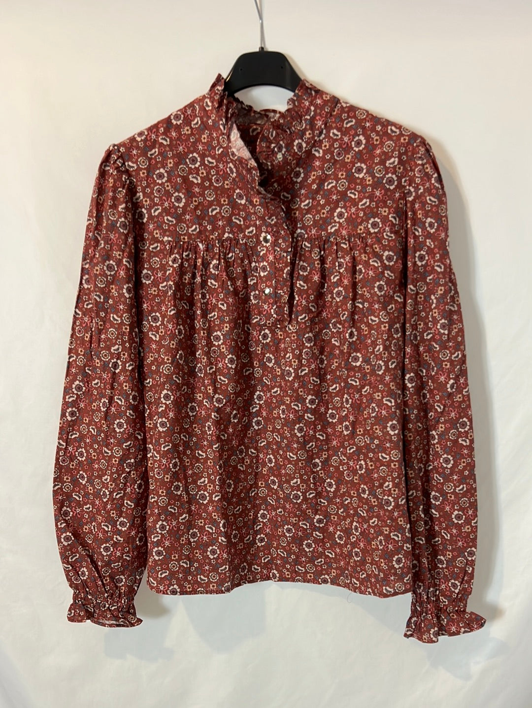 BEA GIMENO. Blusa flores detalle volante. T S