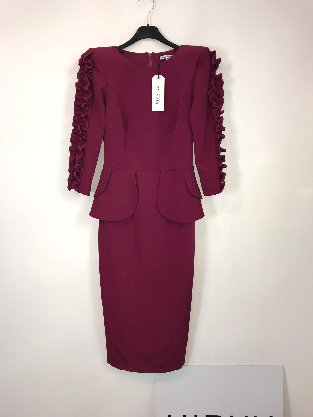 MERYFOR. Vestido midi rosa oscuro detalle mangas