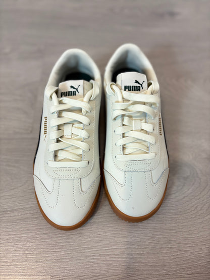 PUMA. Zapatillas Club 5V5 unisex. T 37.5