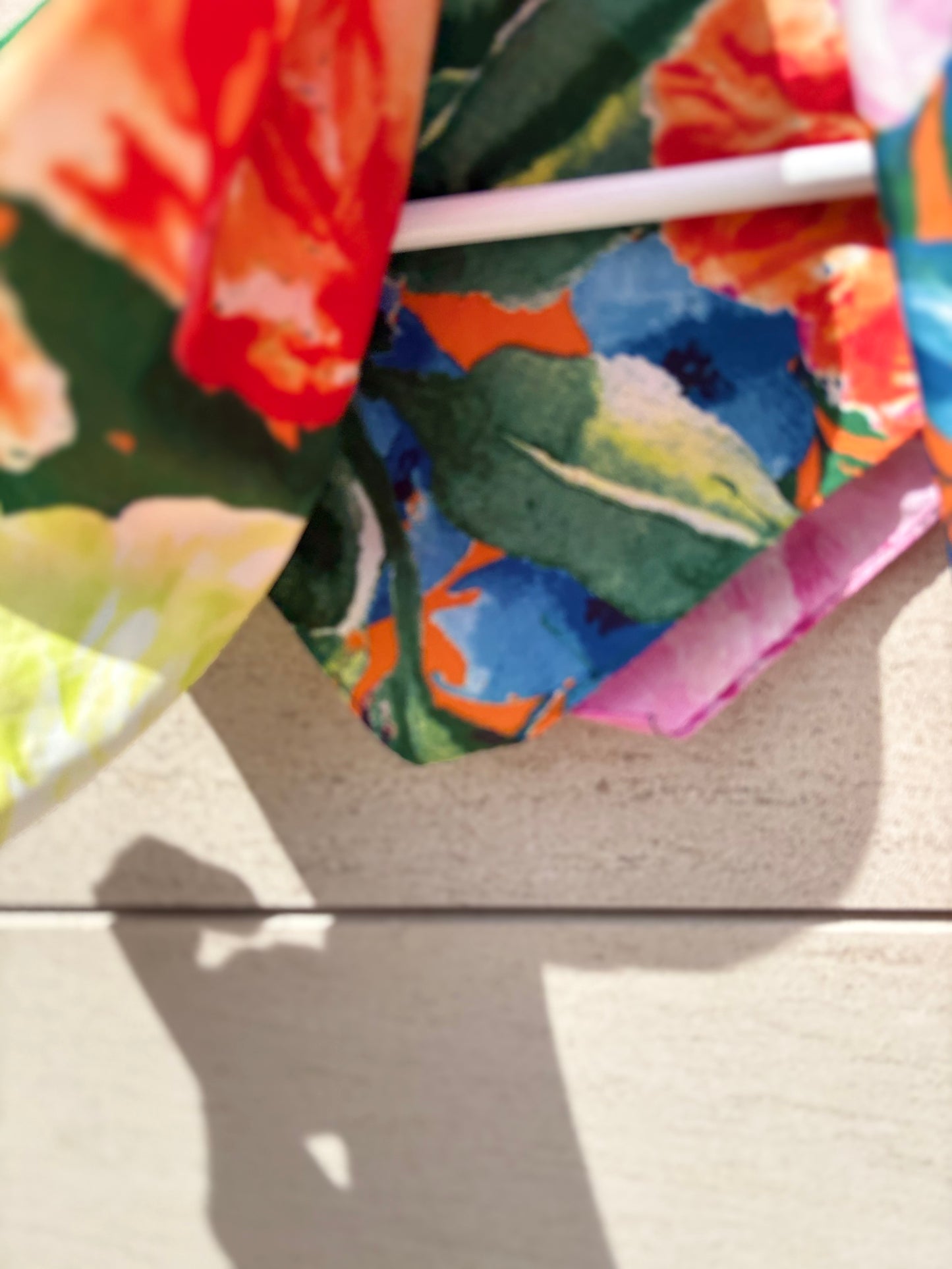 ZARA. Pañuelo cuadrado flores