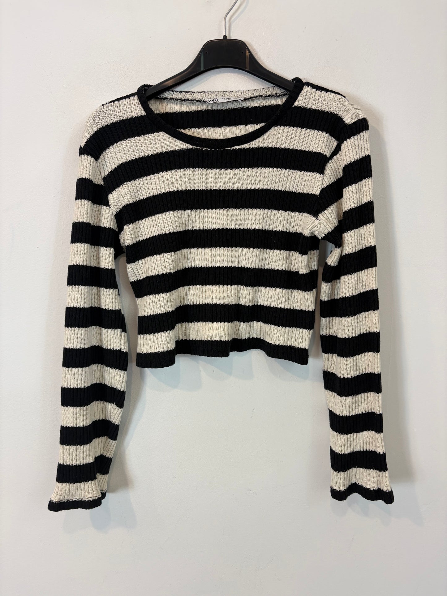 ZARA. Striped knit top. TM