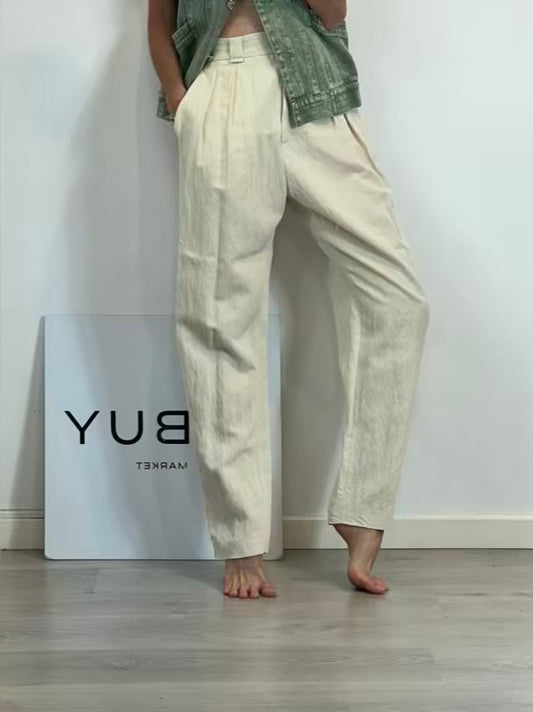 MASSCOB. Pantalón pinzas beige textura
