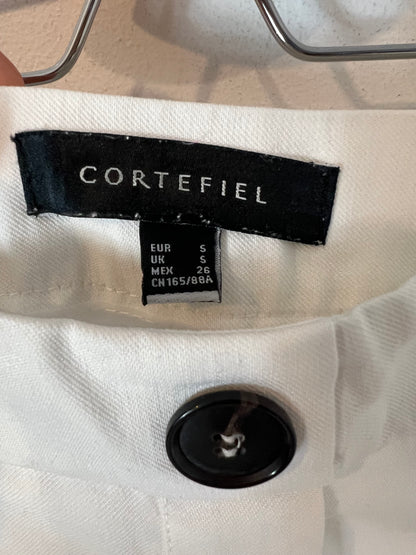 CORTEFIEL. Falda midi blanca abotonada. T S