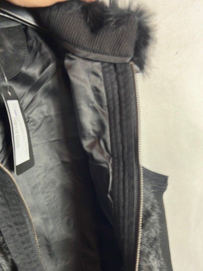 OTRAS. Chaleco punto y pelo de conejo negro. T M