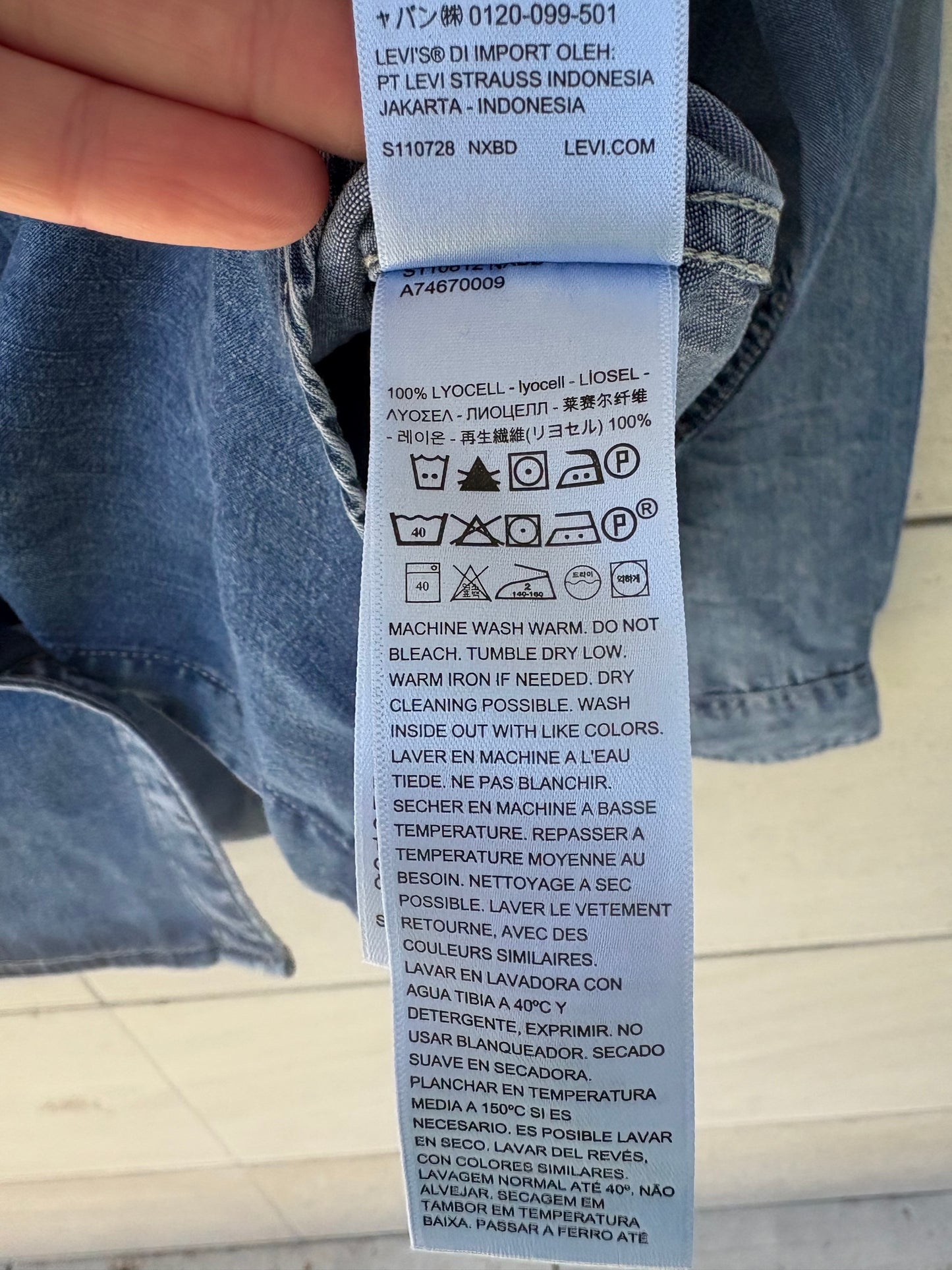 LEVI´S. Camisa denim fluida