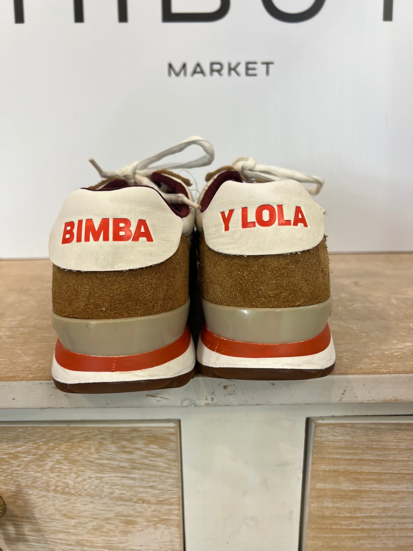 BIMBA LOLA. Zapatillas doble textura T.38