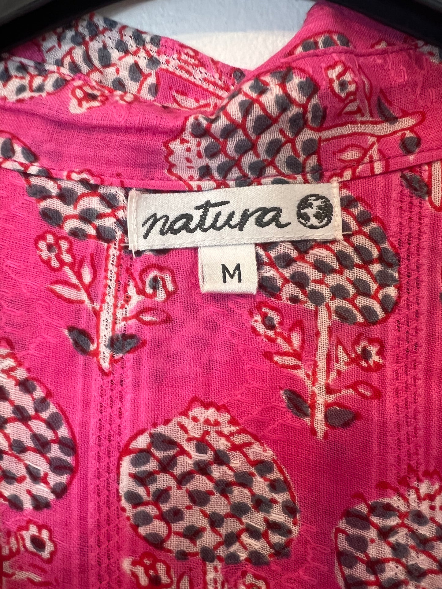 NATURE. Pink printed blouse. TM