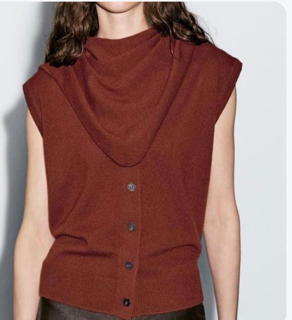 MASSIMO DUTTI. Chaleco burdeos lana con cuello extraible
