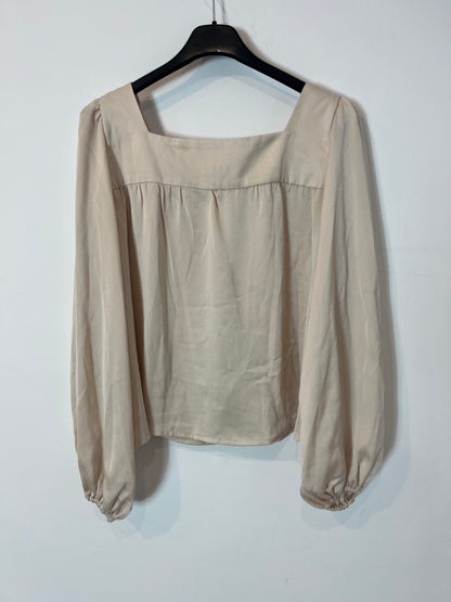 TRIANA BY C. Satin beige Ts blouse