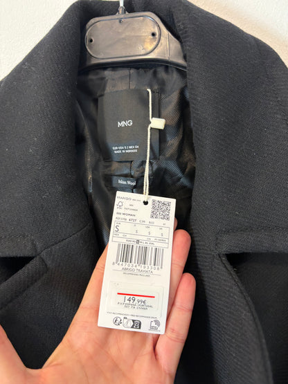 MANGO. Abrigo largo negro lana