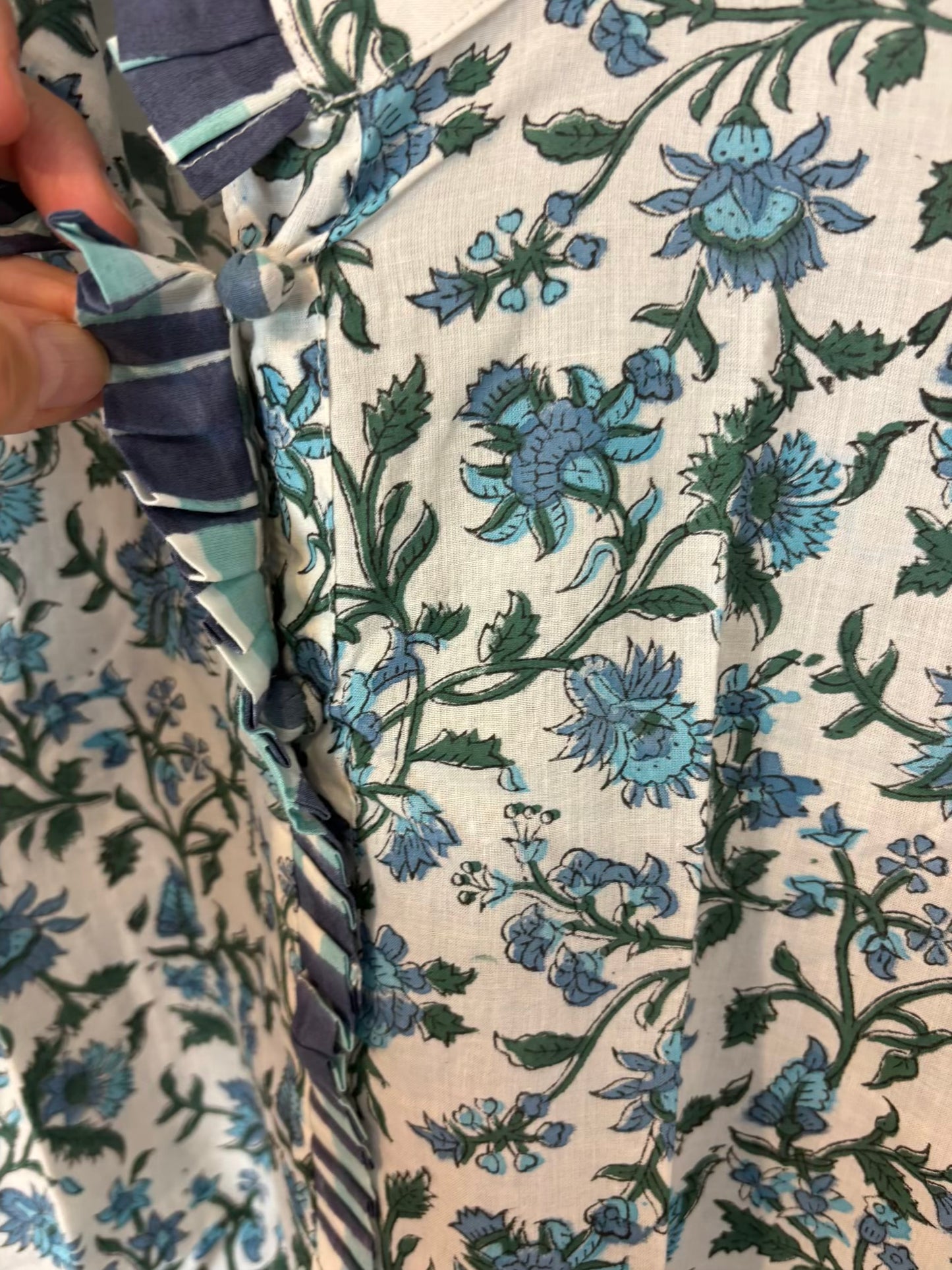 ITURRI ENEA. Conjunto pijamero flores azules y cuadros (varias tallas)