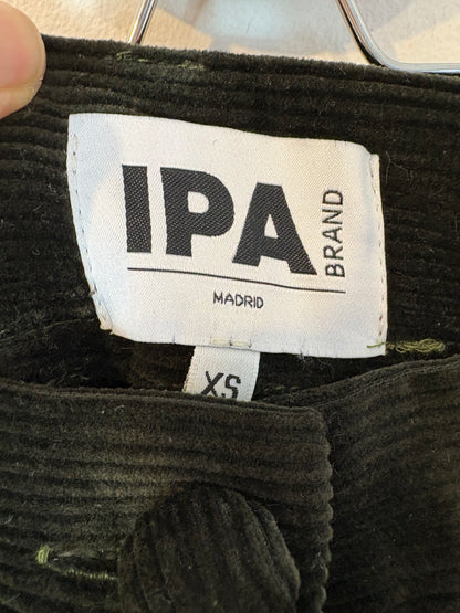 IPA BRAND. Pantalón pana pata ancha