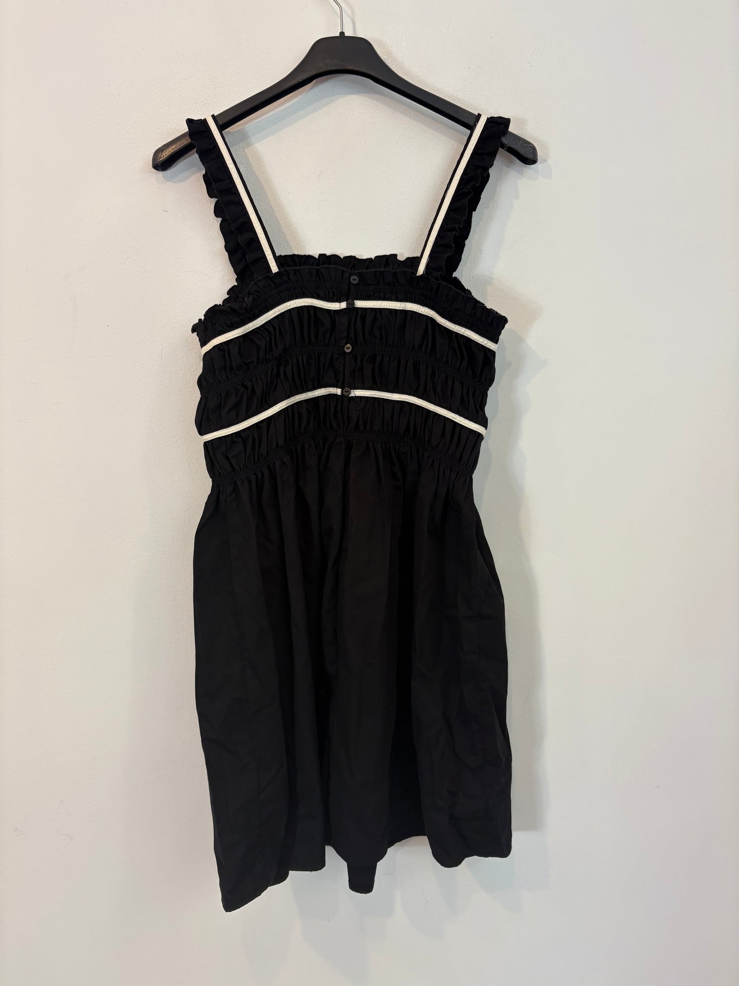 ZARA. Vestido corto negro fruncidos. T 13-14 años (xs/s)