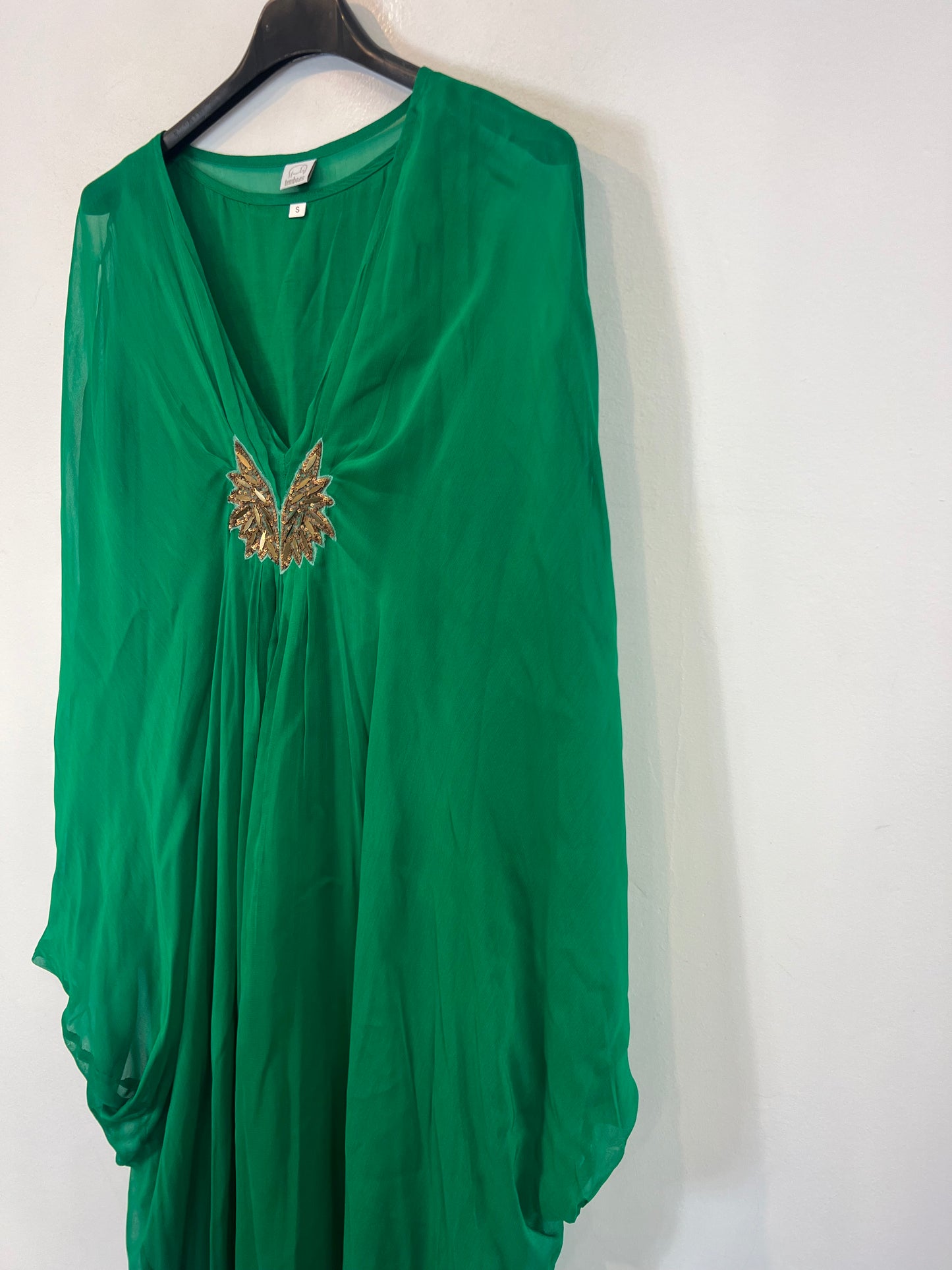 TEMBO. Vestido estilo kaftán verde. T S