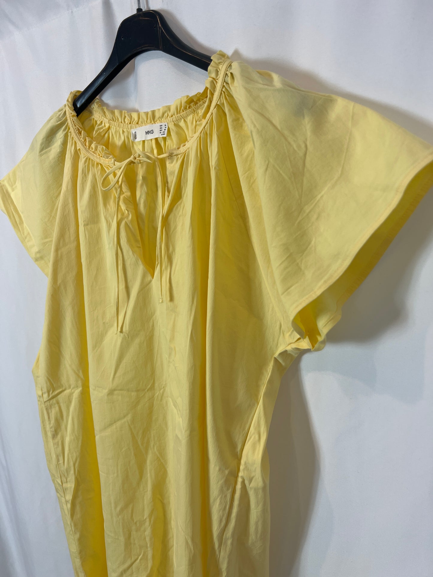 MANGO. Vestido corto amarillo claro. T XL(M/L)