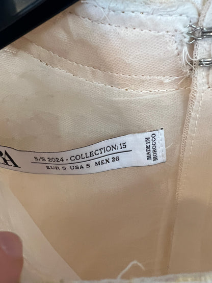 ZARA. Top tul y lentejuelas. T S