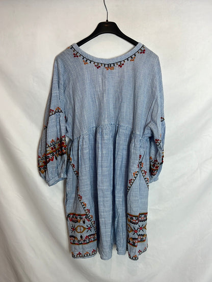 ZARA. Vestido rayas y bordados. T M