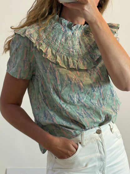 OTRAS. Blusa estampada tonos pastel