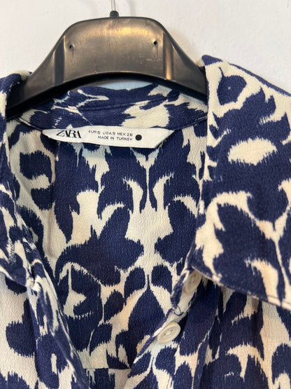 ZARA. Vestido estampado azul T.s