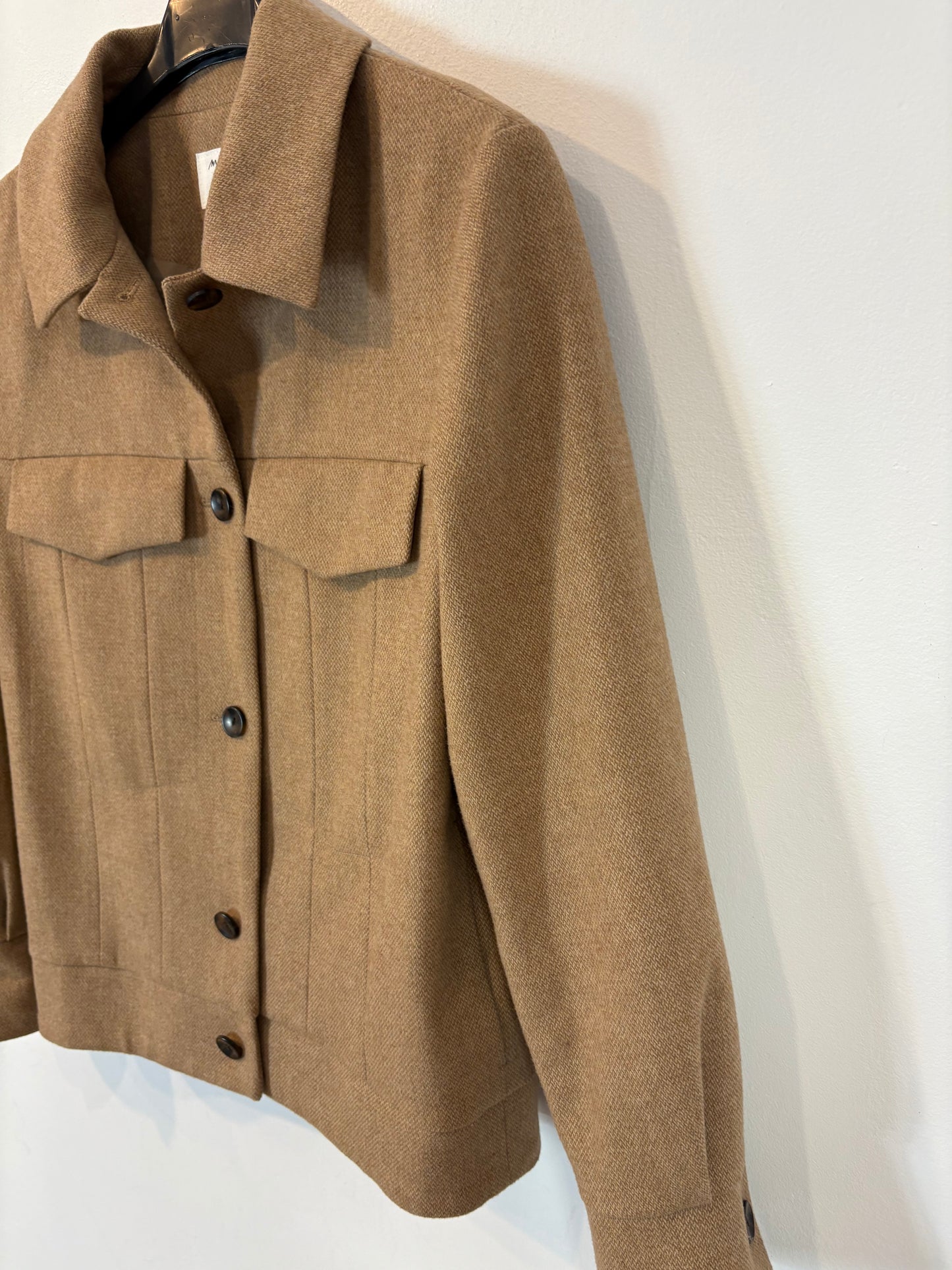 BARILOCHE. Houndstooth trousers size 36