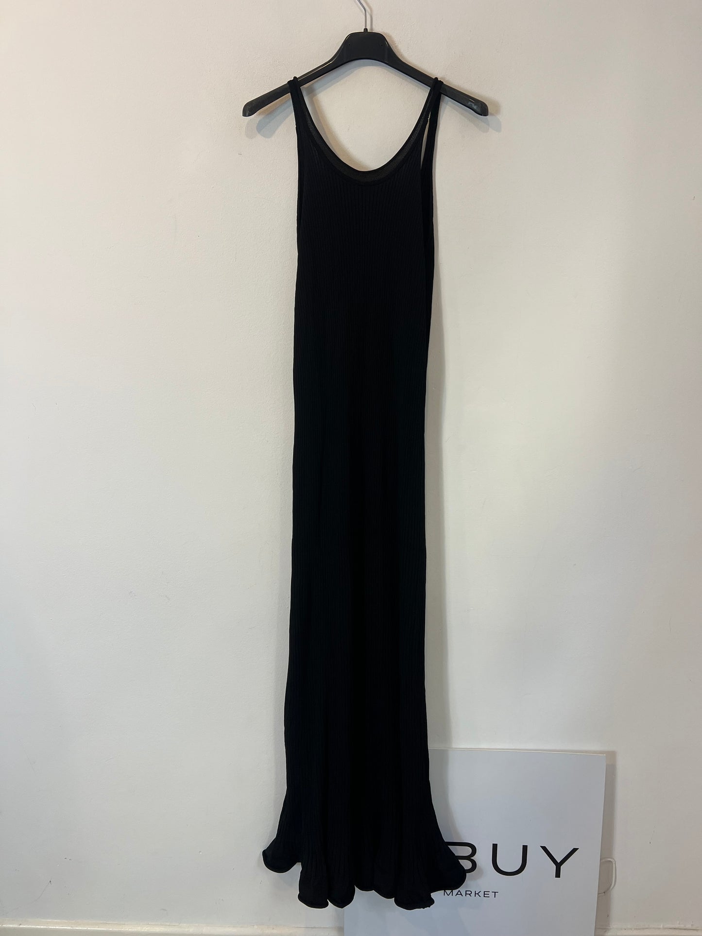 H&M EDITION. vestido negro largo canalé