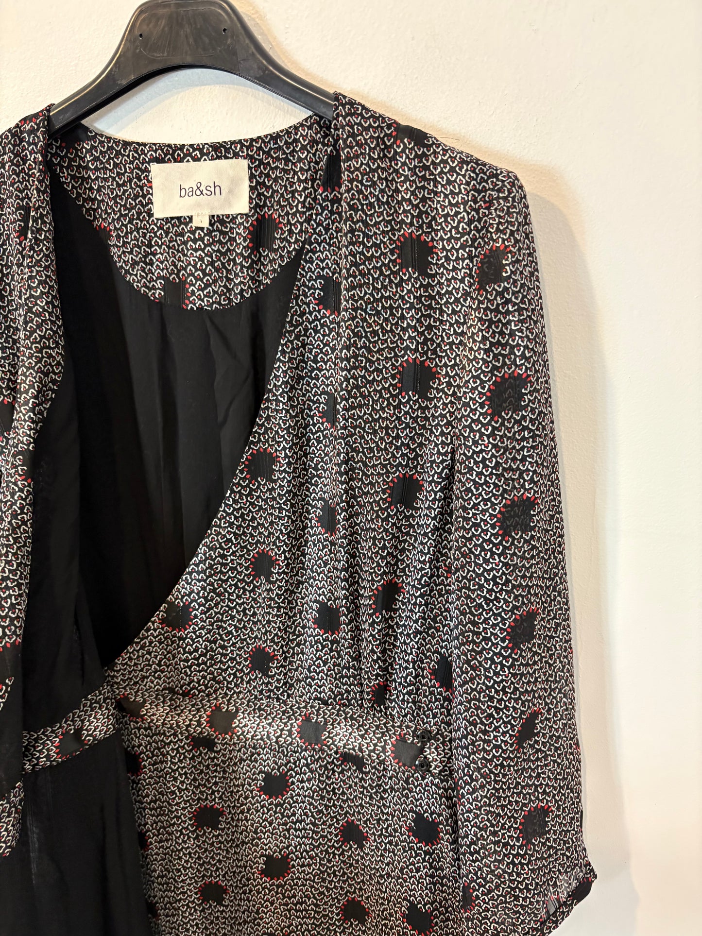 BA&SH. Vestido asimétrico cruzado