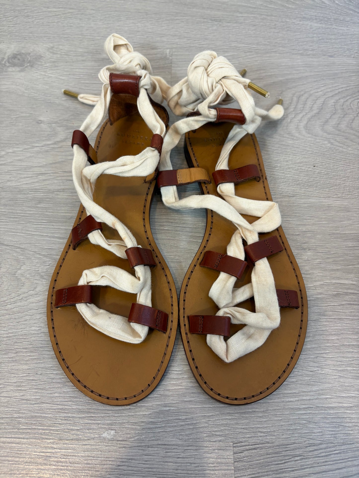 SEZANE. Sandalia plana tiras