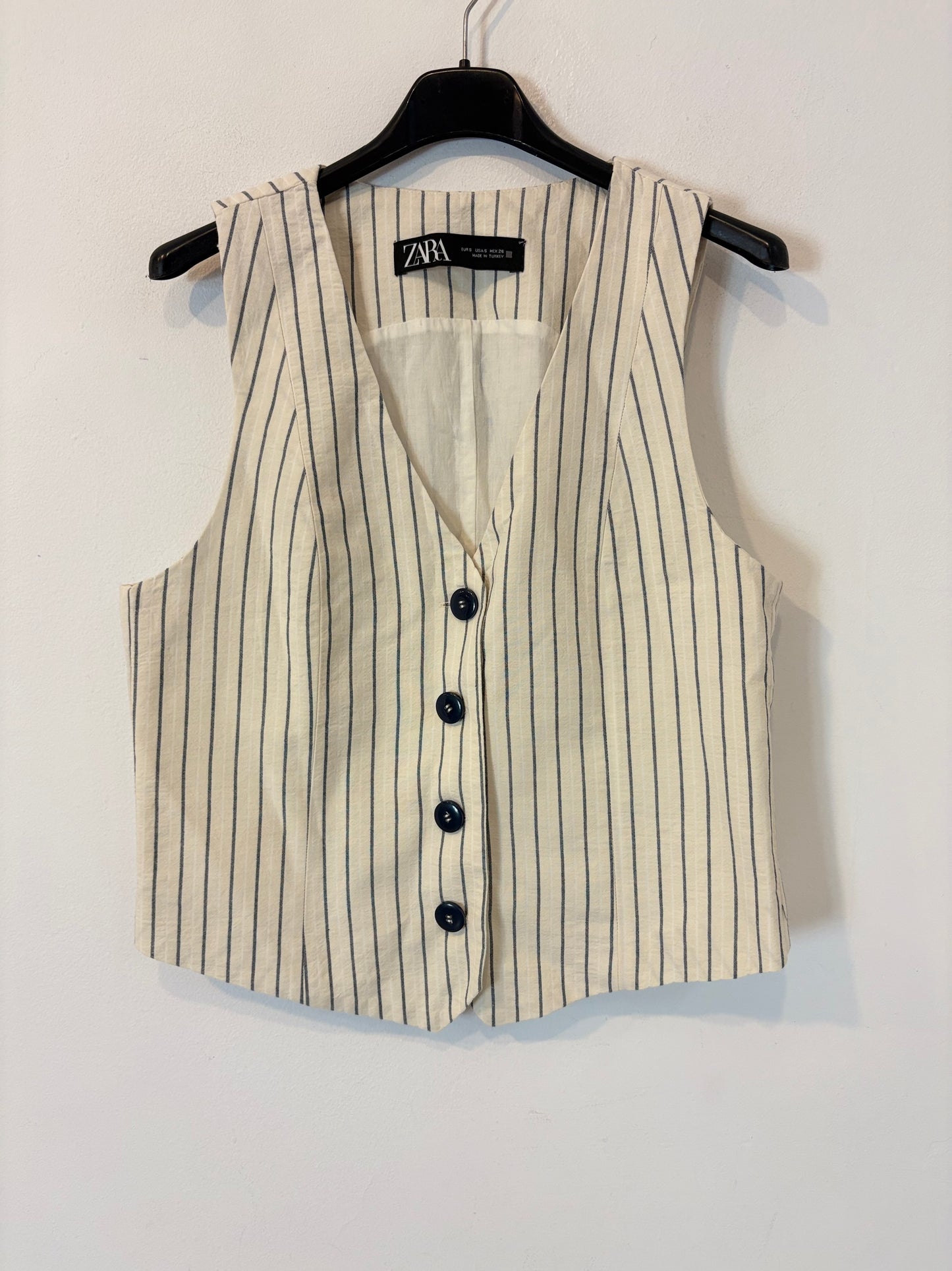 ZARA. Striped cotton vest. TS