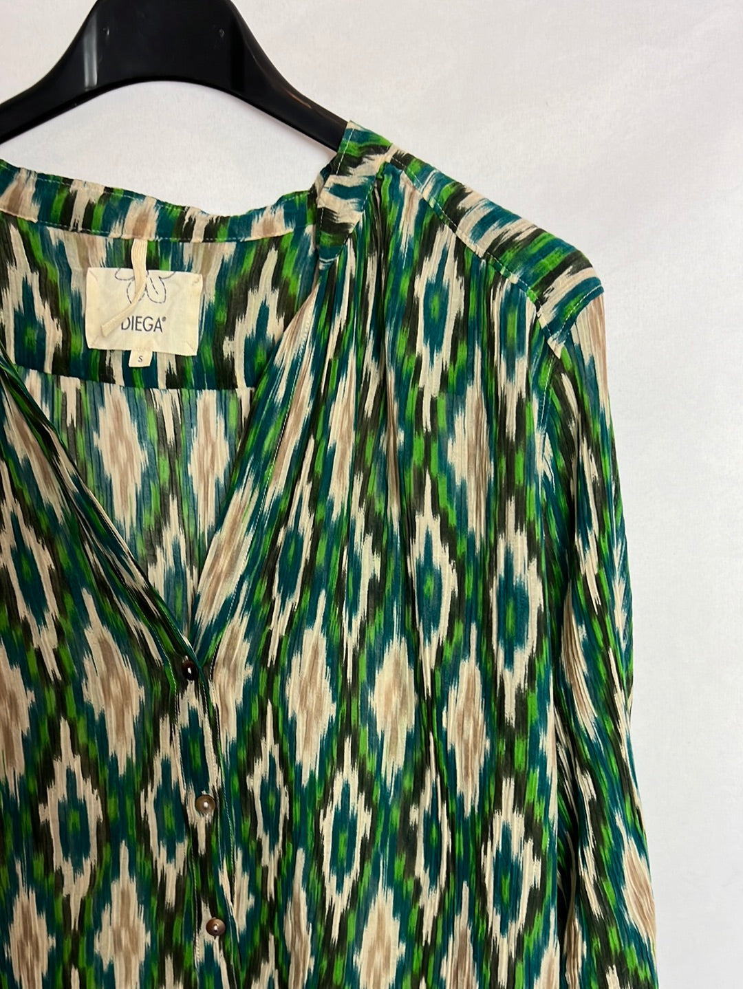 DIEGA. Total green print look Ts