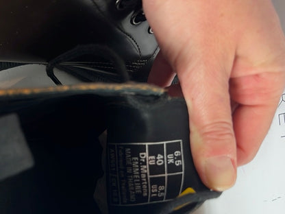 DR. MARTENS. Botines piel marrones . T 40