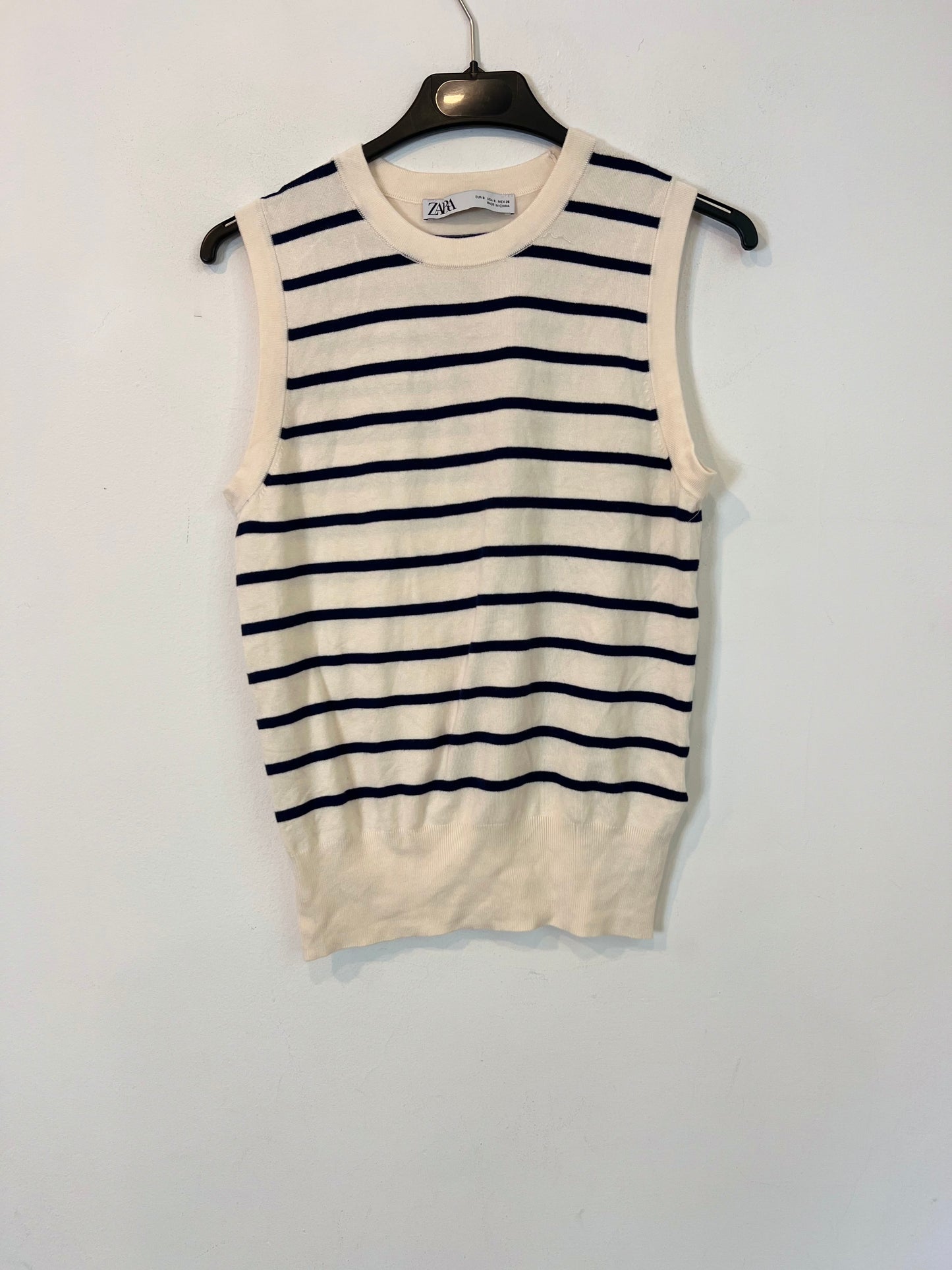 ZARA. Beige striped Ts top