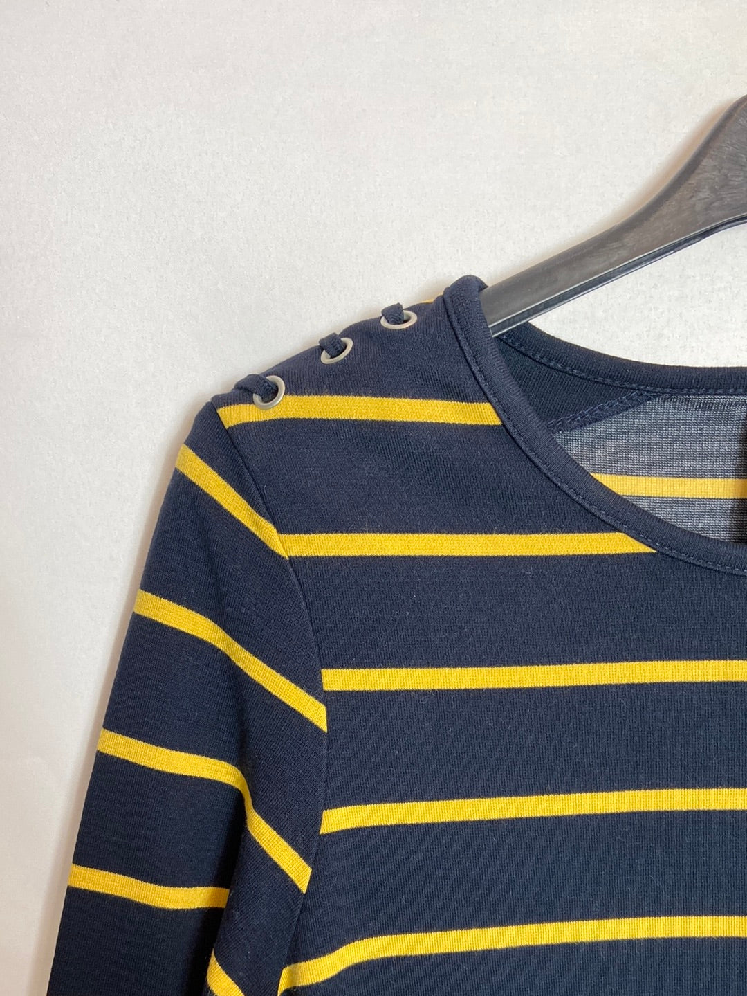 KAREN MILLEN. Camiseta azul rayas amarillas T.38