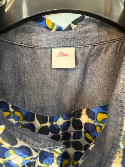 S. OLIVER. Camisa azul estampada