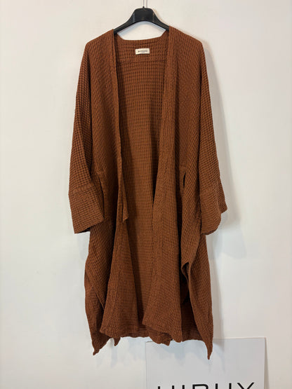 MASSCOB. Chaqueta larga textura