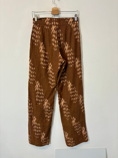CHERUBINA. Total look top y pantalón lazada