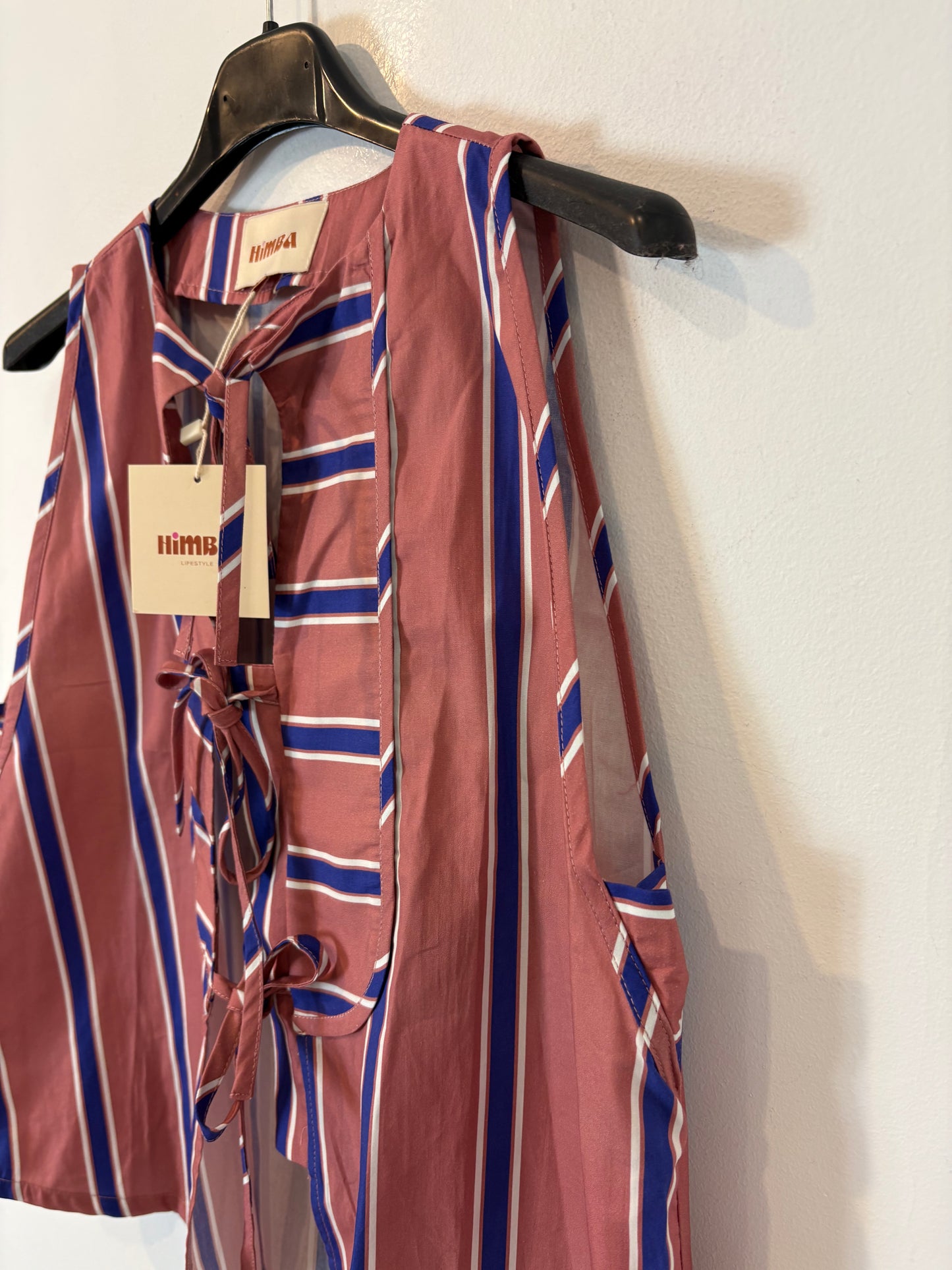 HIMBA. Total look top y pantalón rayas. T S