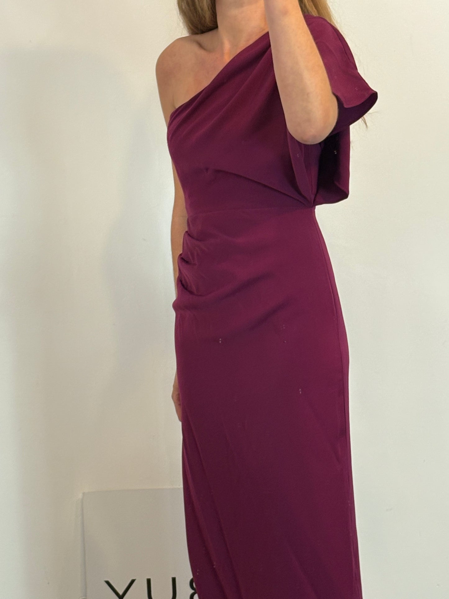 BRUNA. Vestido midi pistacho