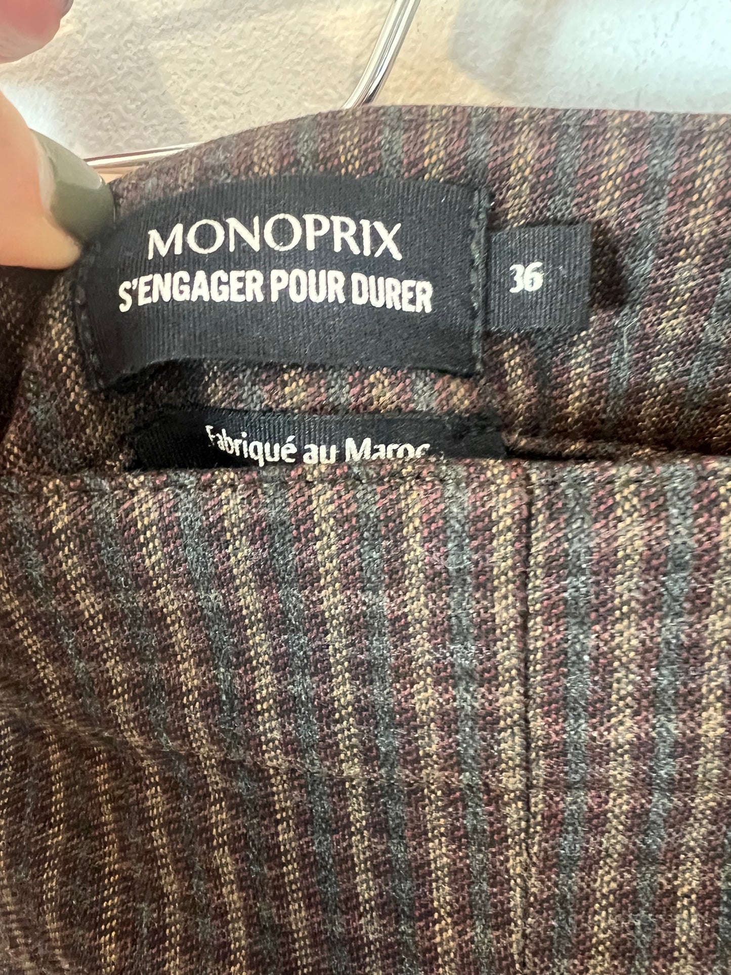 MONOPRIX. Pantalón cuadros pata ancha. T 36