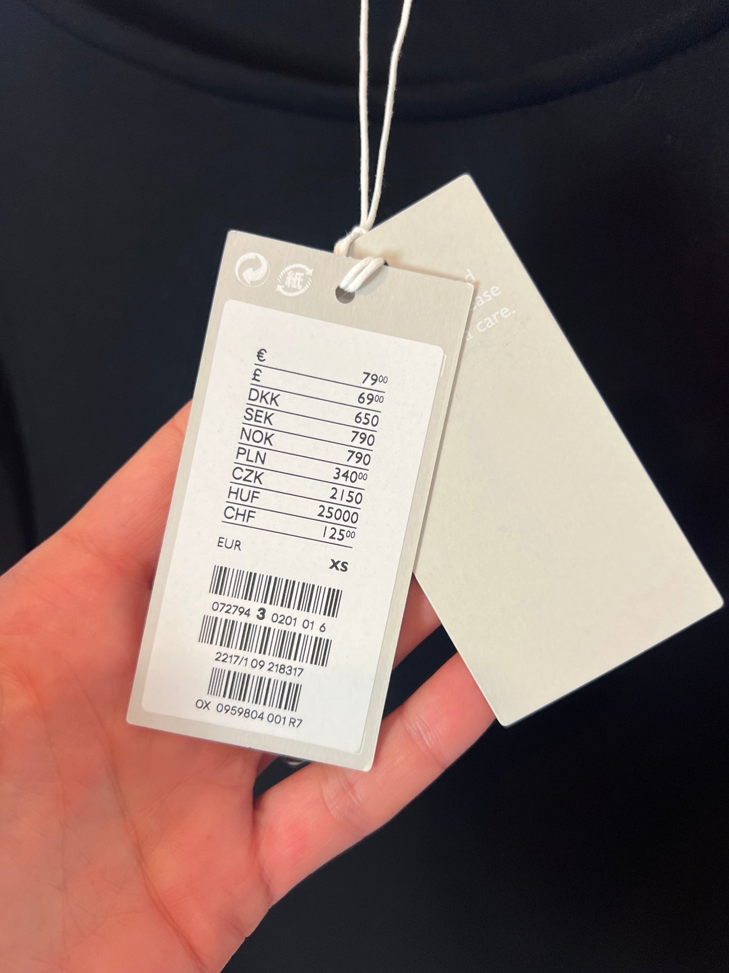 COS. Black neoprene texture sweatshirt. XS