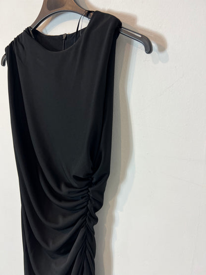 ZARA. Vestido negro corto fruncido. T S