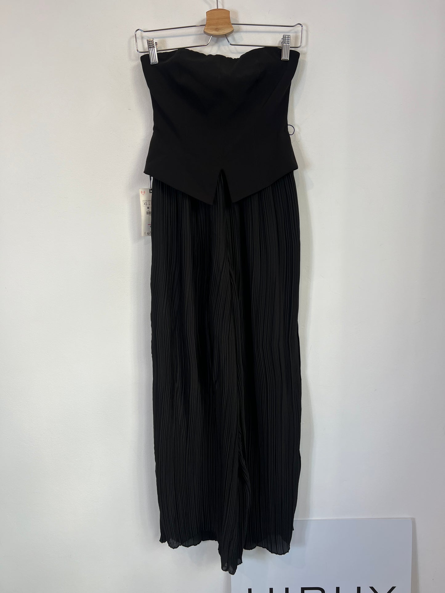 ZARA. Mono negro doble textura T.s