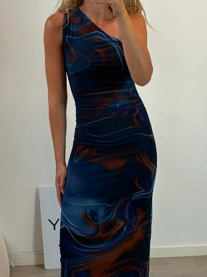 SEE IOU Juan Avellaneda. Vestido largo asimétrico elástico