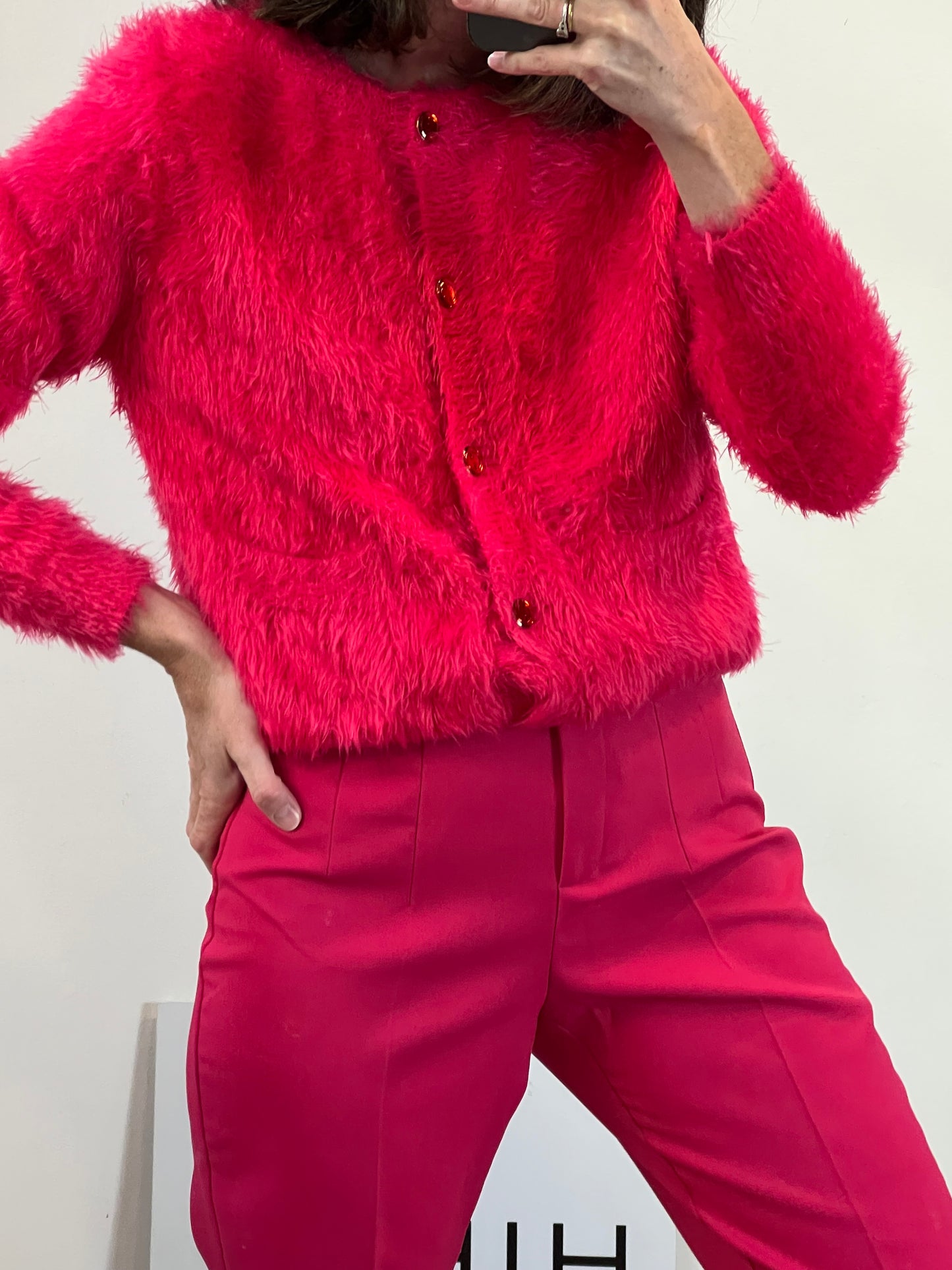 AMEÉ. Sleeveless fringed sweater S.(s)